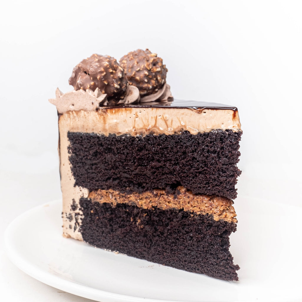 Crispy Hazelnut Cake